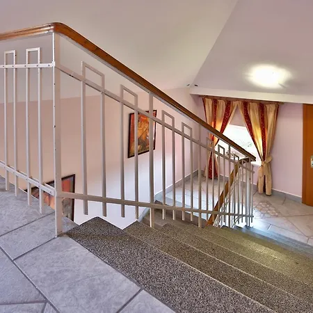 Rainbow*** Affittacamere 3*